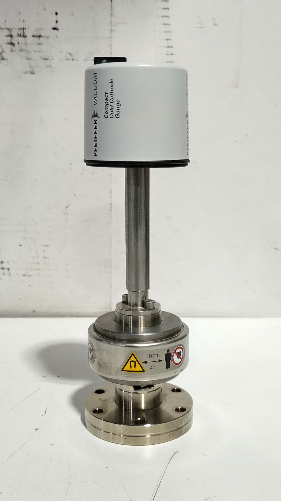 Pfeiffer Vacuum D-35614 PTR21261 Compact Cold Cathode Gauge – Untested