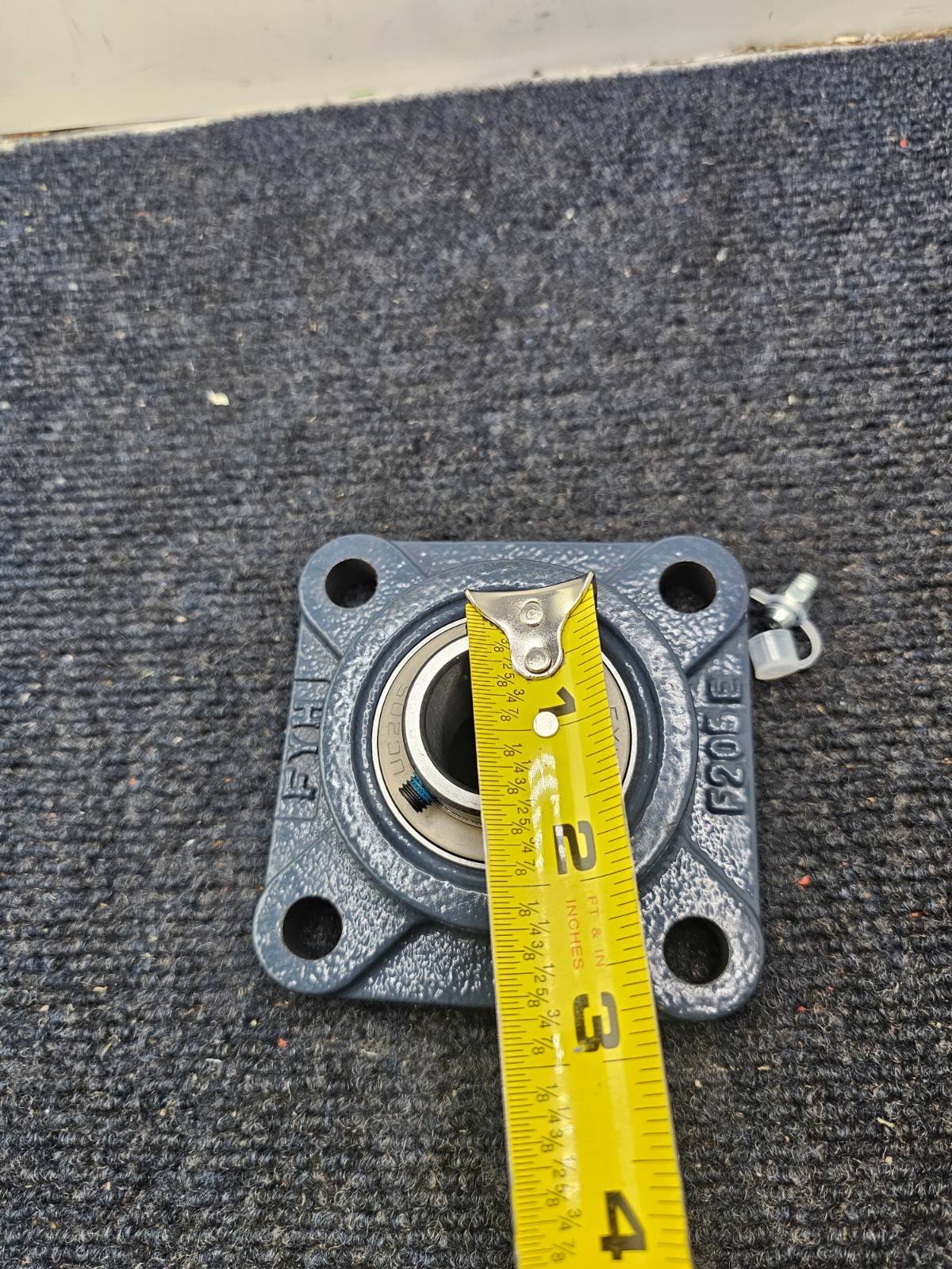 FYH UCF205-16JE: 4-Bolt Flange W/ UC205 Bearing UCF20516EG5