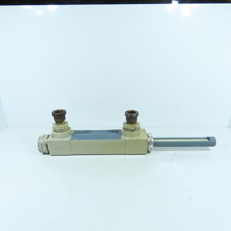 Waukee MVPX-10 Flo-Meter Gas Flow Meter PR 10PSIG 1-1/4″ NPT SG .782