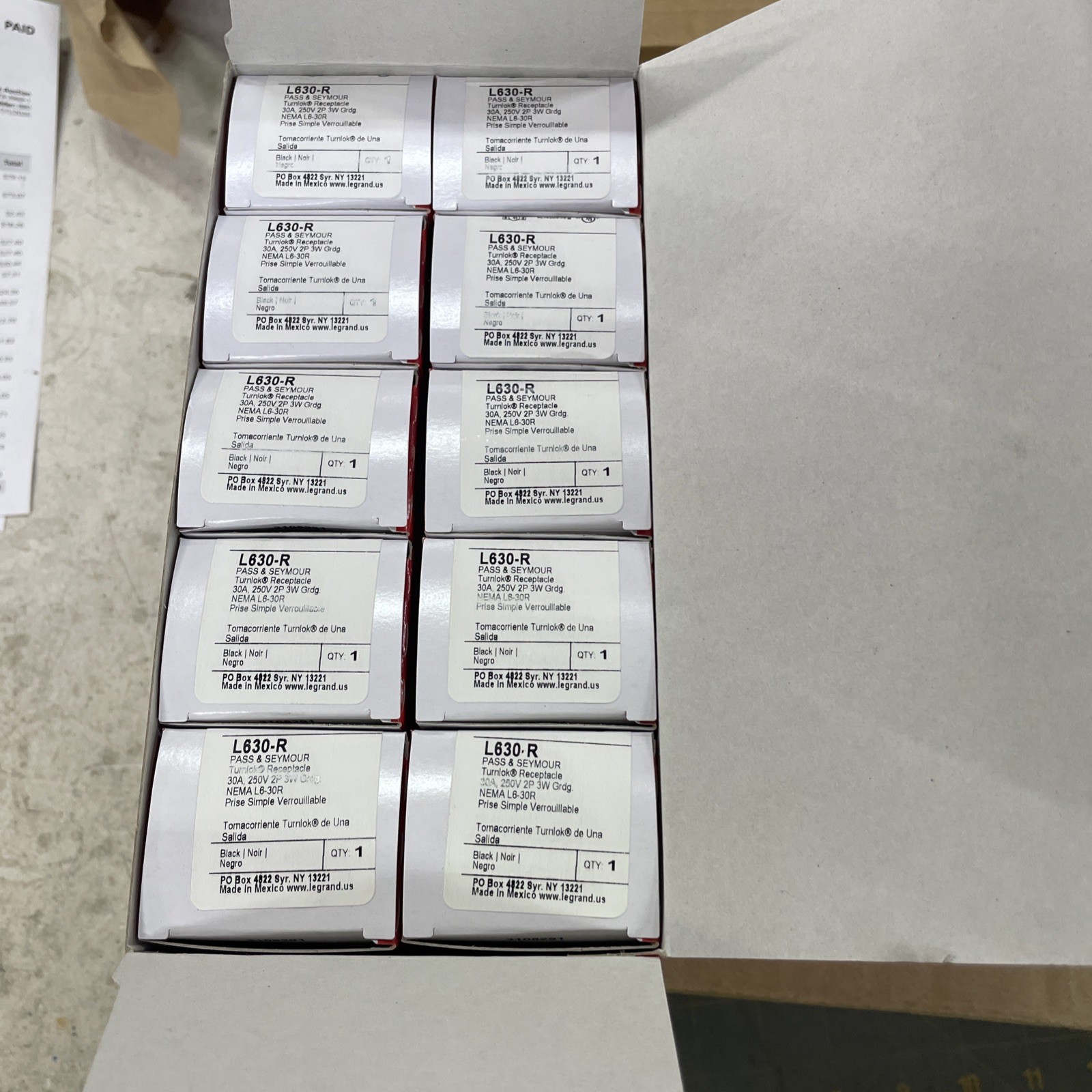 Legrand PASS & SEYMOUR L630-R Turn Lok Receptacle Case Of 10