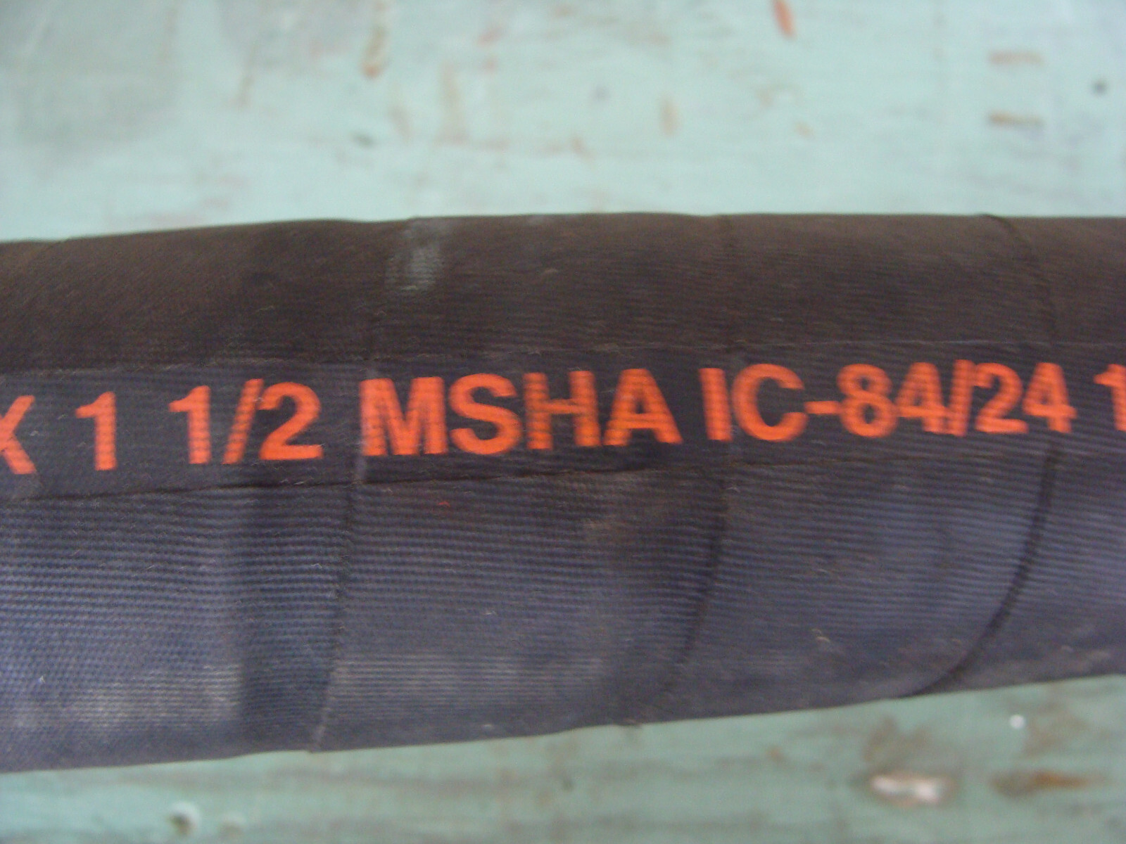 AEROQUIP FC619-24 HYDRAULIC HOSE 150PSI 100R4X1-1/2 MSHA IC84/24 1Q08 3FT LENGTH