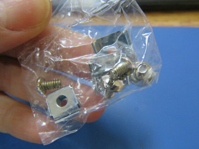CRYDOM D2410 Qty of 1 per Lot Solid State SPST-NO (1 Form A) Hockey Puck