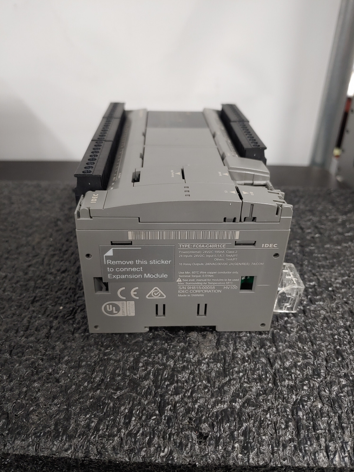 IDEC FC6A-C40R1CE 40IO CPU 24VDC Relay FC6A MicroSmart PLC