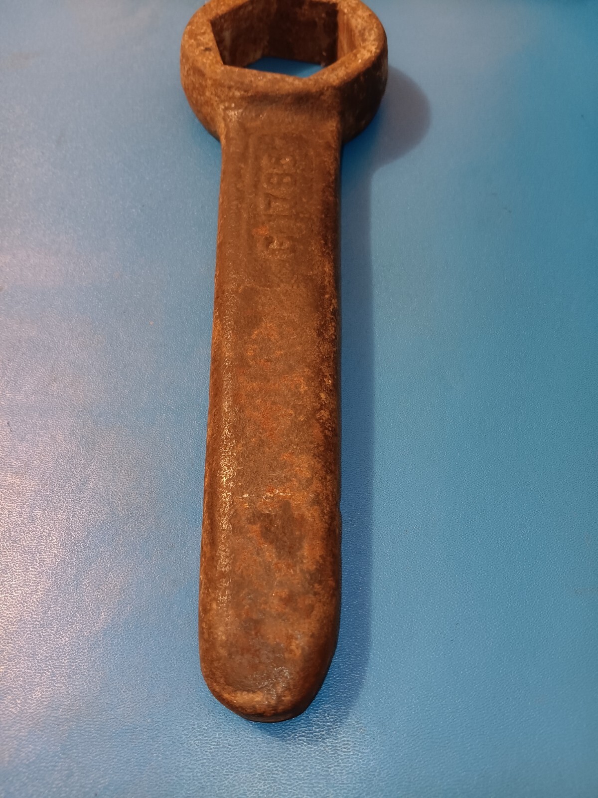 Wrench G 1785 Vintage 2-1/4” Box End Wrench. Diesel, Tractor, Semi Truck Read
