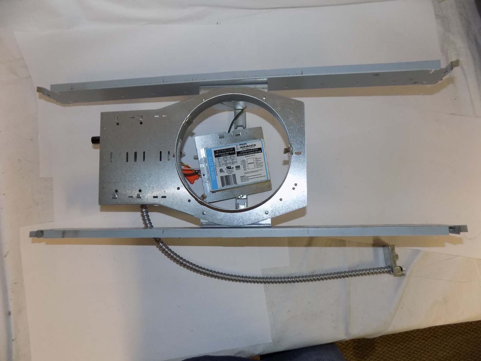 Philips 6″ 1500 Lumen LED Downlight Housing OM6LED27120