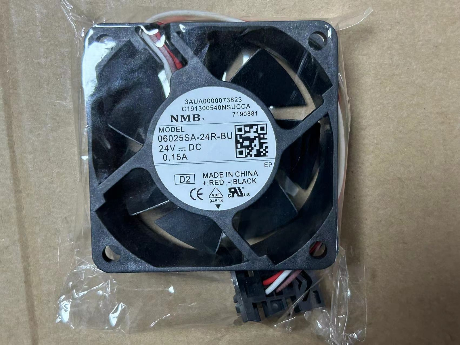 NMB 06025SA-24R-BU 24VDC 0.15A 880 inverter cooling fan 4-wire