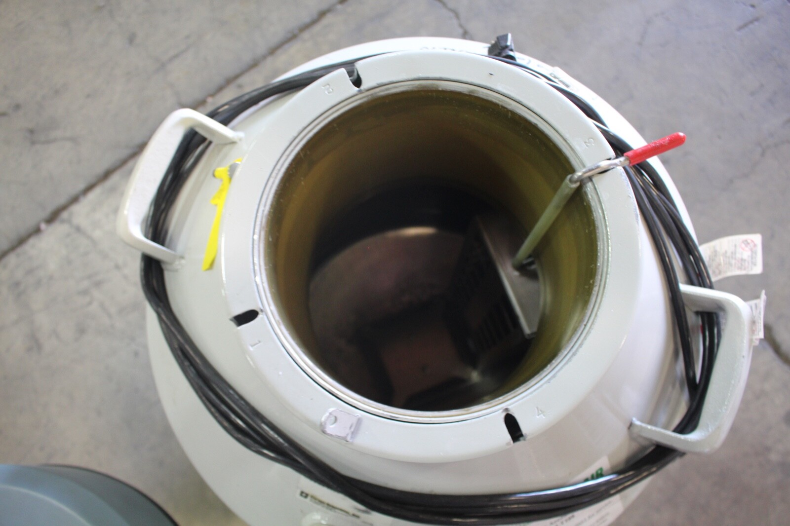 FORMA SCIENTIFIC 8030 NITROGEN STORAGE TANK CRYOGENIC CRYOMED