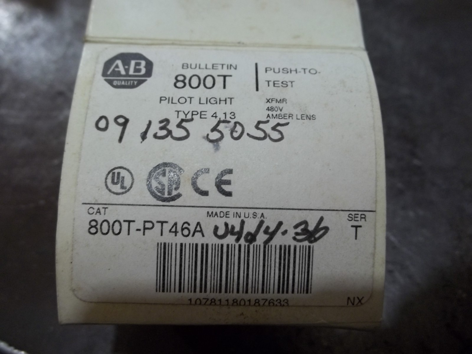 NIB ALLEN BRADLEY 800T-PT46A SER T PILOT LIGHT AMBER (151-1)
