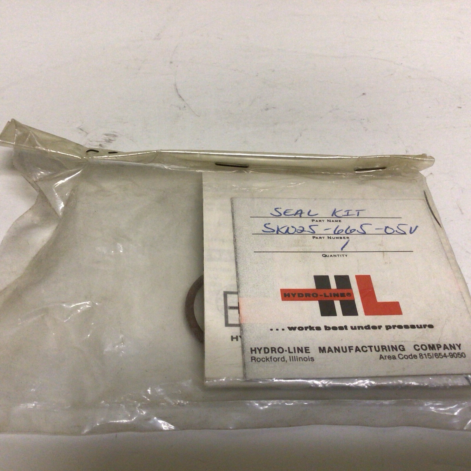 NEW, HYDRO-LINE EATON CUTLER HAMMER SKN25-665-05V SEAL KIT CYLINDER ROD PISTON