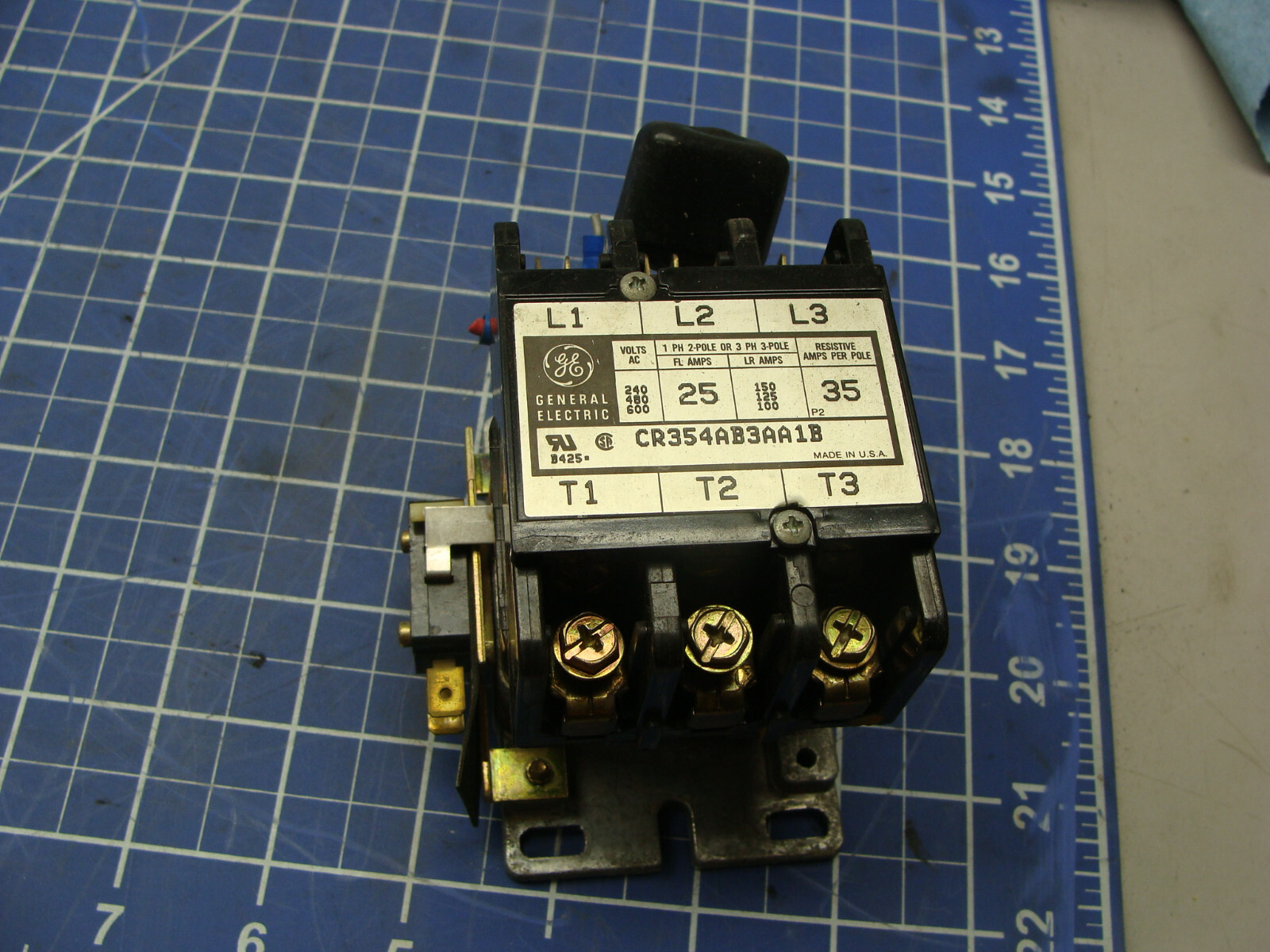 GE MOTOR STARTER CR354AB3AA1B 3 POLE 600VAC COIL: 55-B31A 110/120V