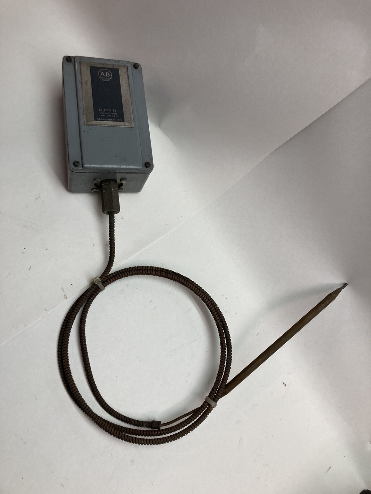 Allen-Bradley,Bulletin 837 Nema 4 & 13,Temperature Switch