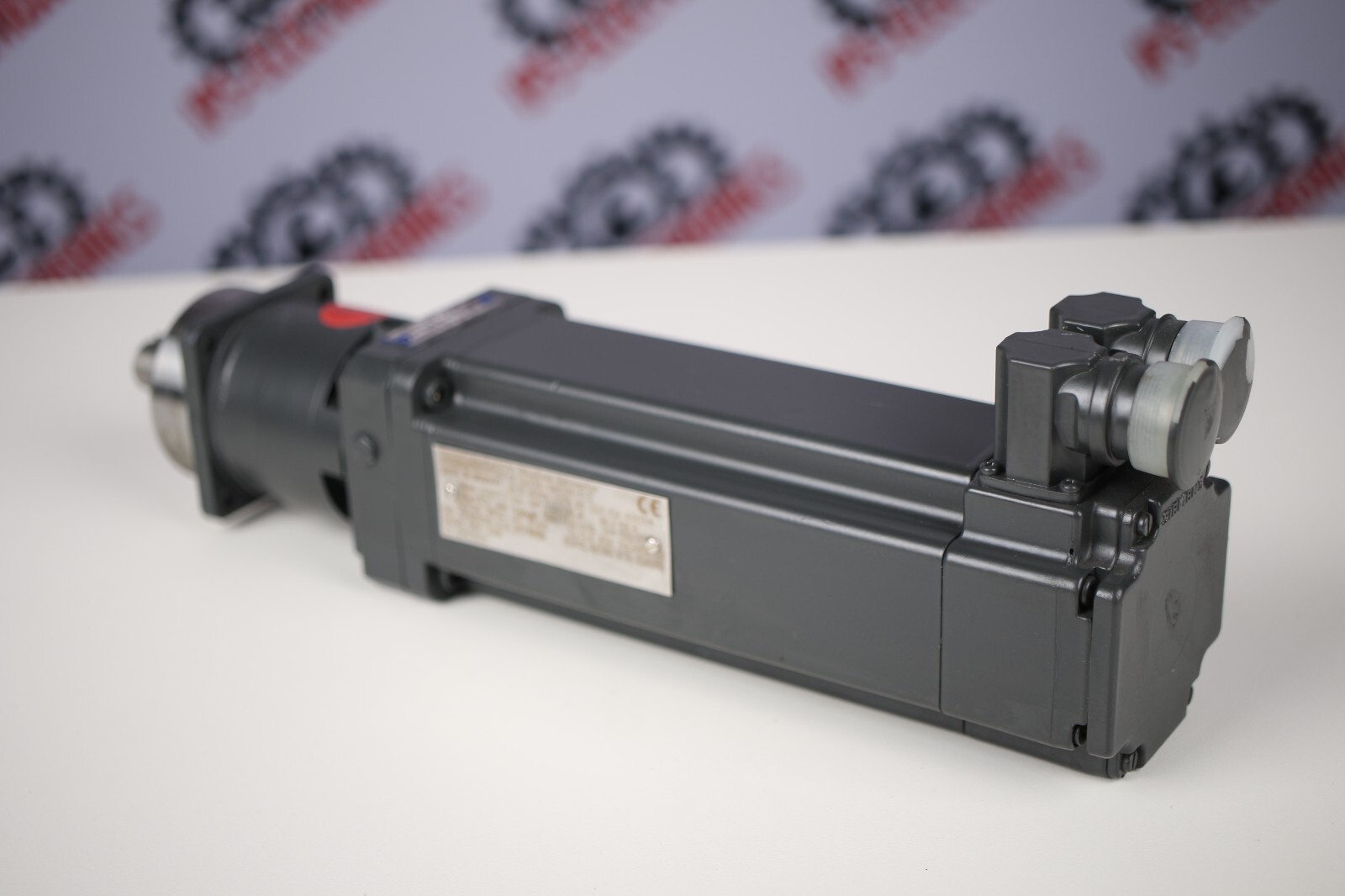 SIEMENS 1FT5036-0AF01-1-Z Z:G45V09 + ALPHA SPG 60-MF1-10 (SERVO MOTOR + GEARBOX)