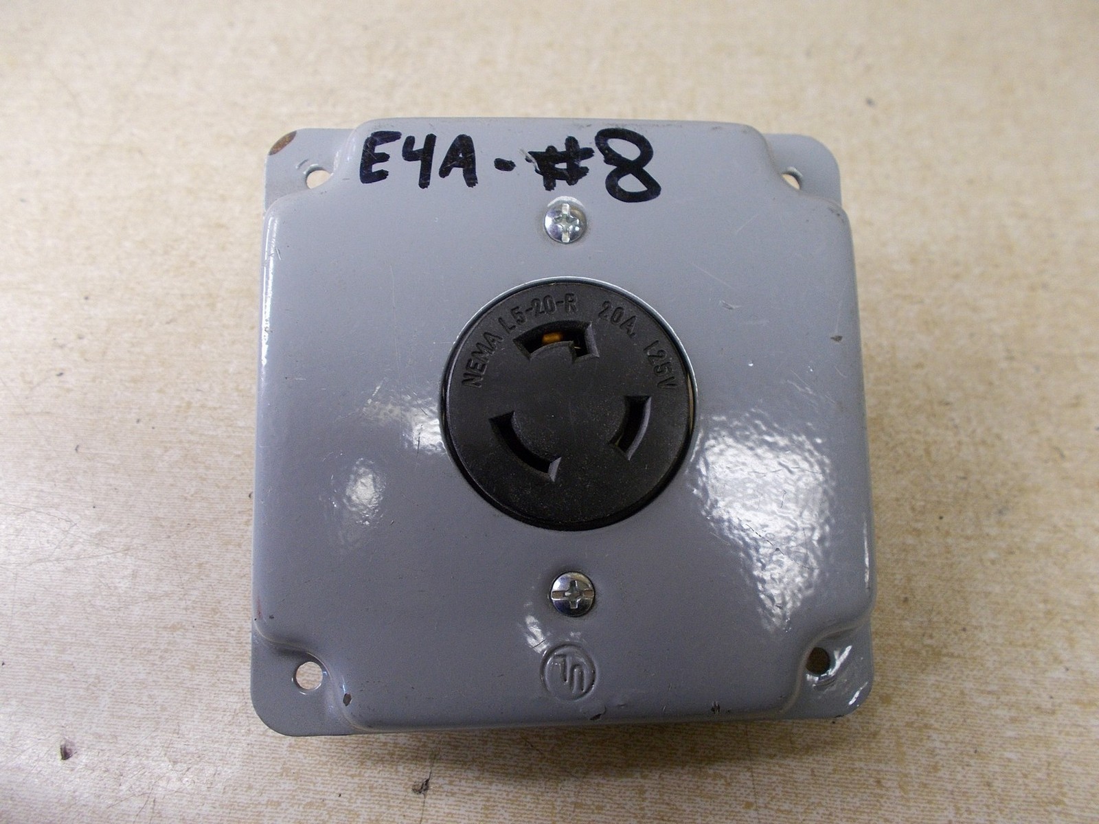Nema L5-20-R 20A 125V Outlet Receptacle w/ Housing *FREE SHIPPING*