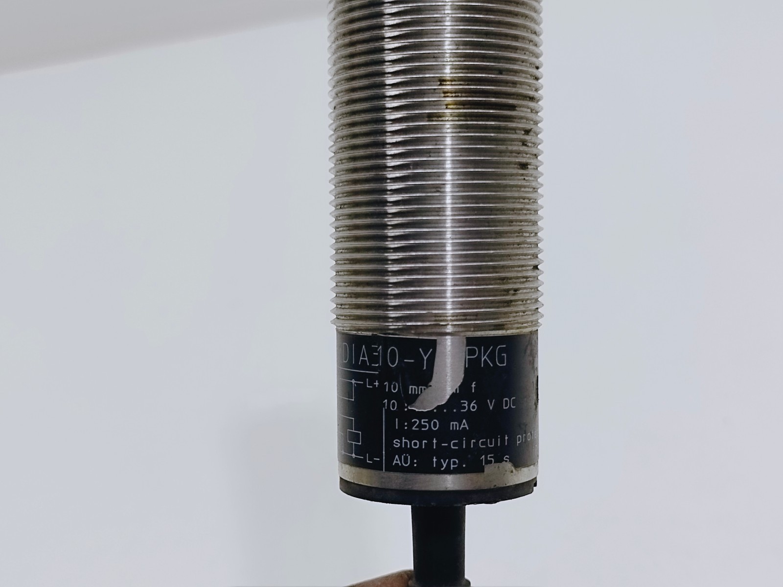 IFM DI5005 DIA3010-YPKG Proximity Switch (FREE SHIPPING)