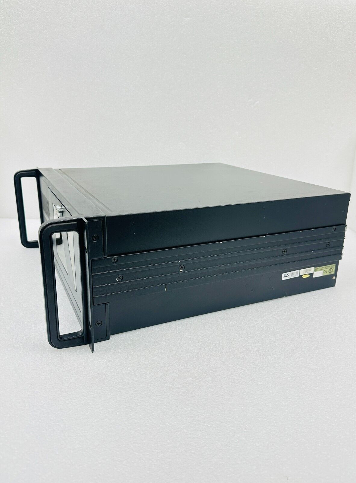 Advantech IPC-610BP-30XFB Industrial Computer Unit – FREE SHIPPING