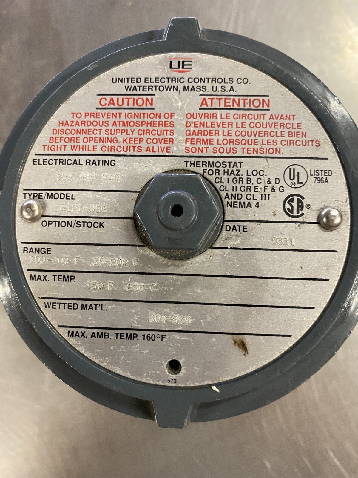 UE UNITED ELECTRIC, TEMPERATUR CONTROL, E121-3BS, 15 AMP, 480 VAC, New Old Stock