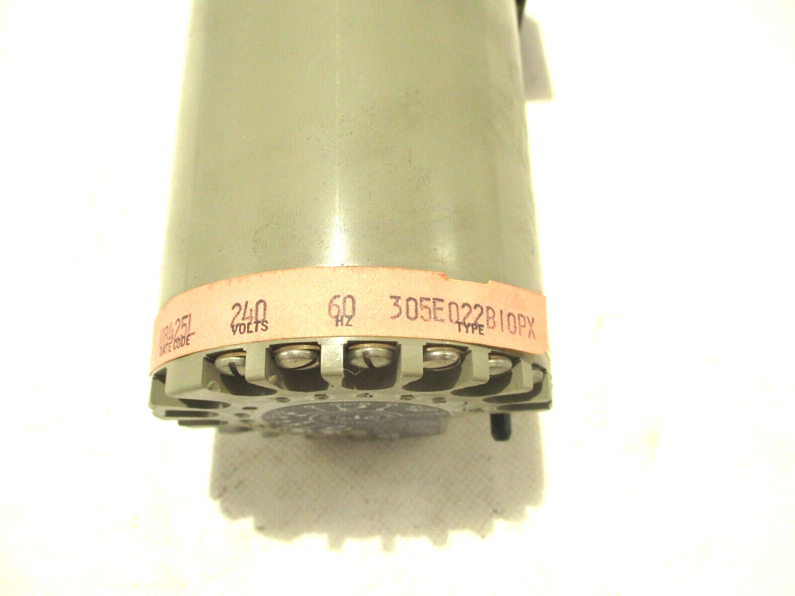 NEW ATC 305E022B10PX TIMER 0-30 HOURS 240V NO EXTRA PARTS