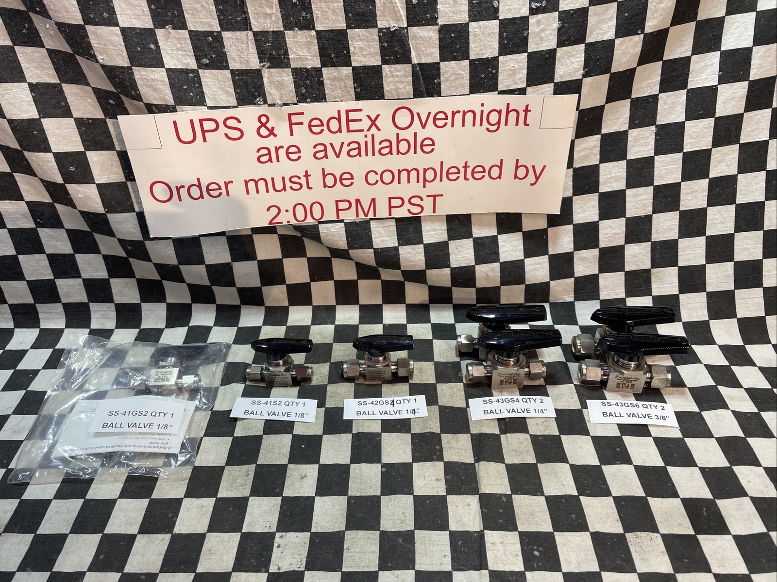 SWAGELOK SS-41GS2 SS-41S2 SS-42GS4 SS-43GS4 SS-43GS6, VALVE 1/8″ 3/8″, LOT OF 7