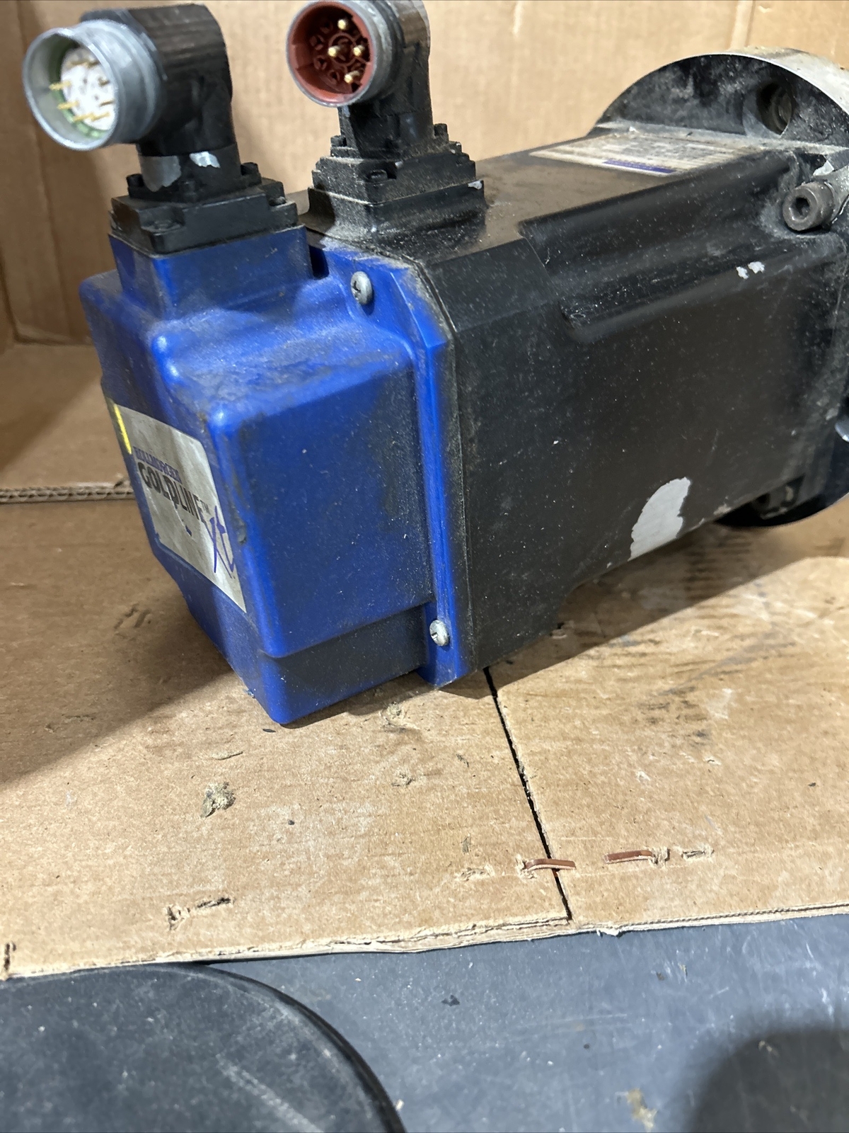 KOLLMORGEN GOLDLINE XT MT504B1-R1C1 SERVOMOTOR IP65, 230 V, 4000 RPM (WP2)