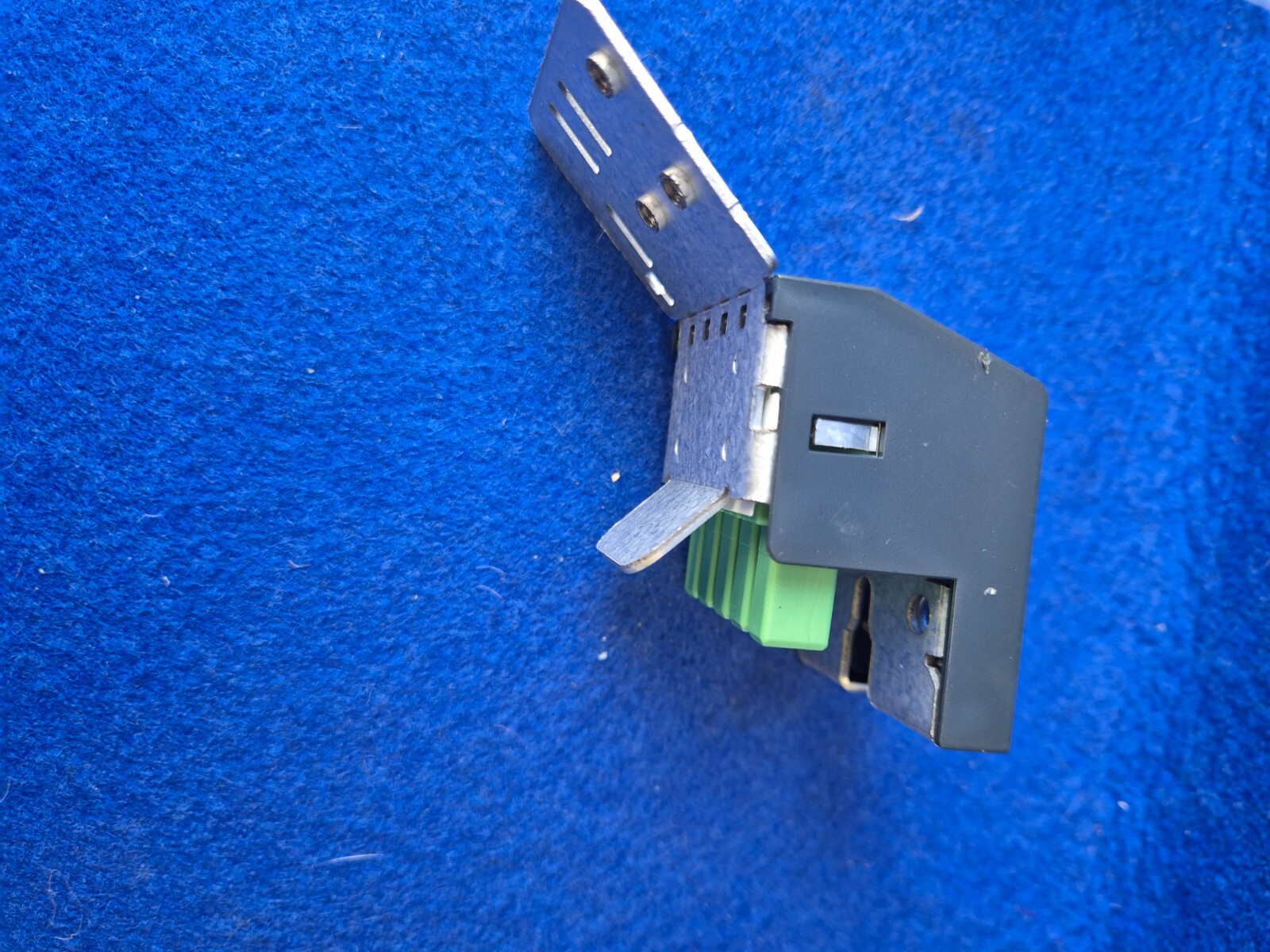 Schneider Electric Motor Pluggable Connector S1A2514702.