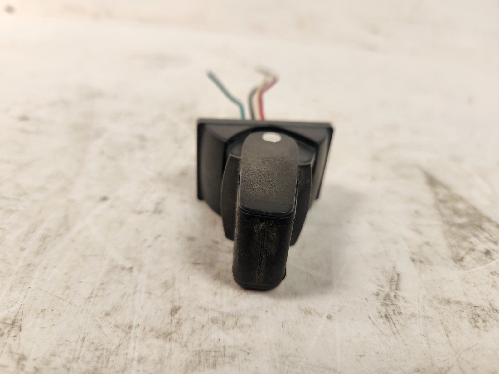 Grayhill 68B-125-4 SWITCH JOYSTICK PADDLE HALL. 1 – Axis Analog (Hall Effect)