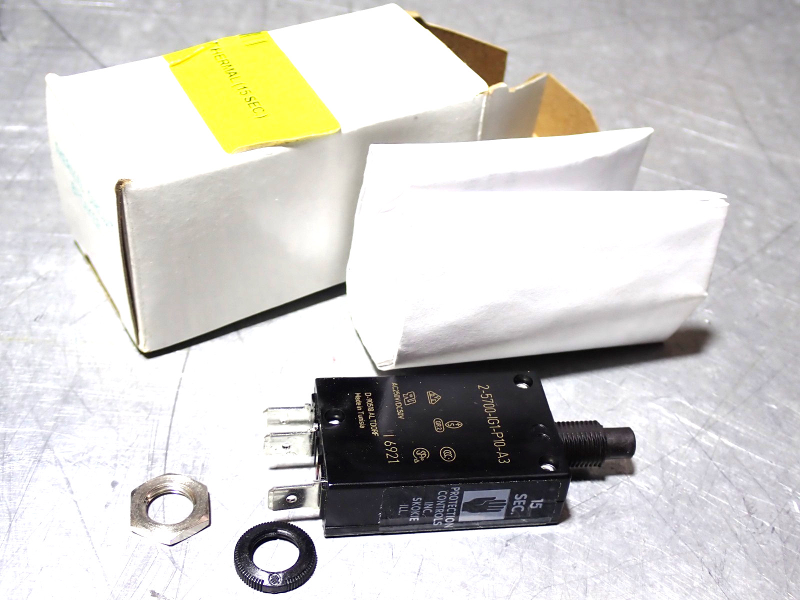 PROTECTION CONTROLS 2-5700-IG1-P10-A3 NEW