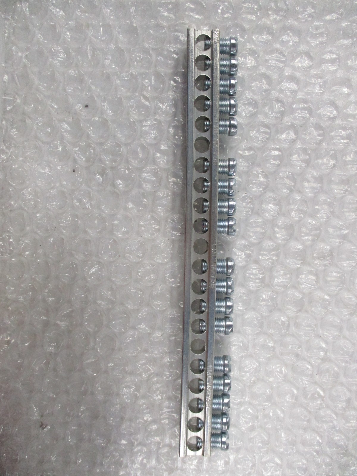 CMS NA-75B GROUNDING BAR KIT NSNP
