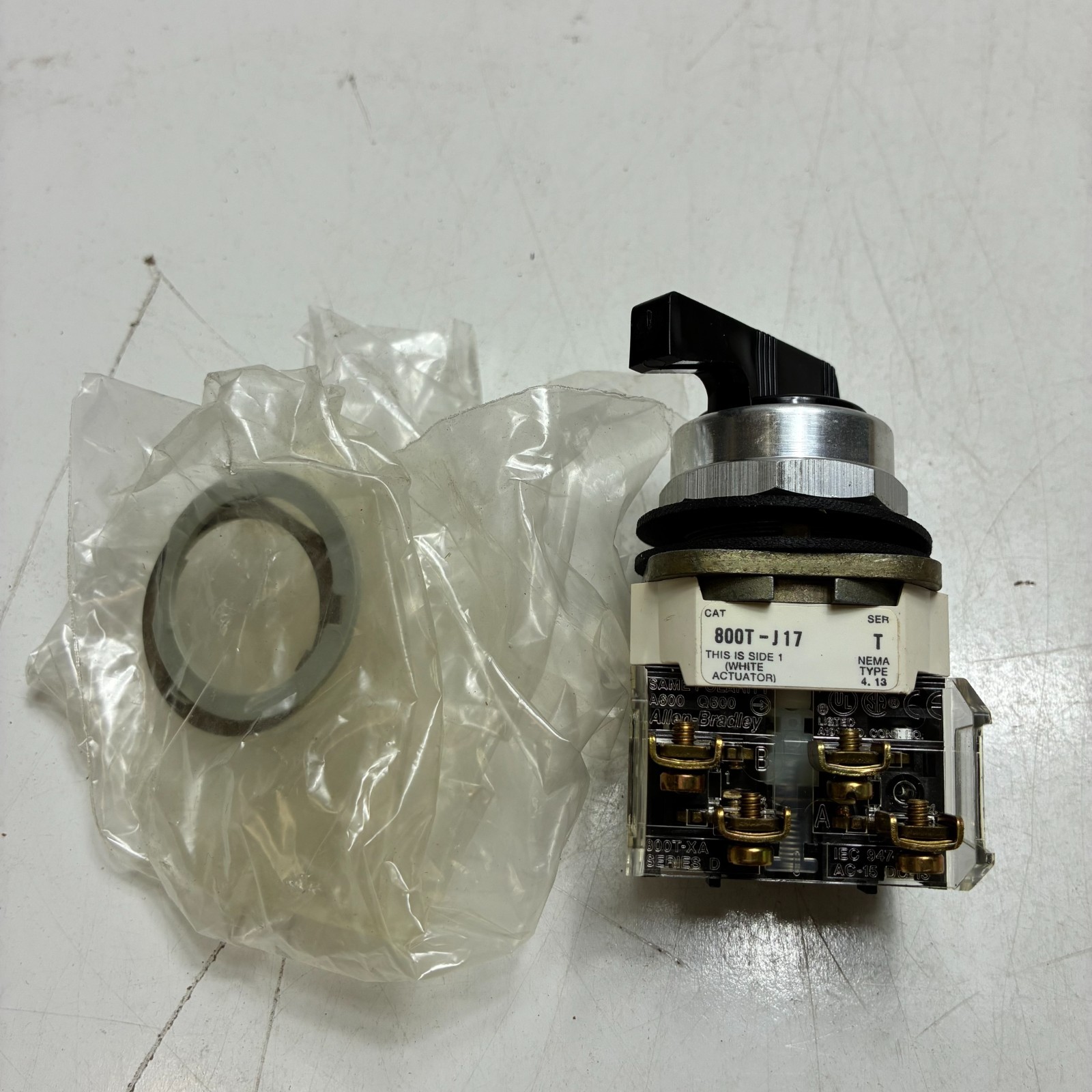 ALLEN BRADLEY 800T-J17A Position Selector Switch Type 4, 13 Position 3