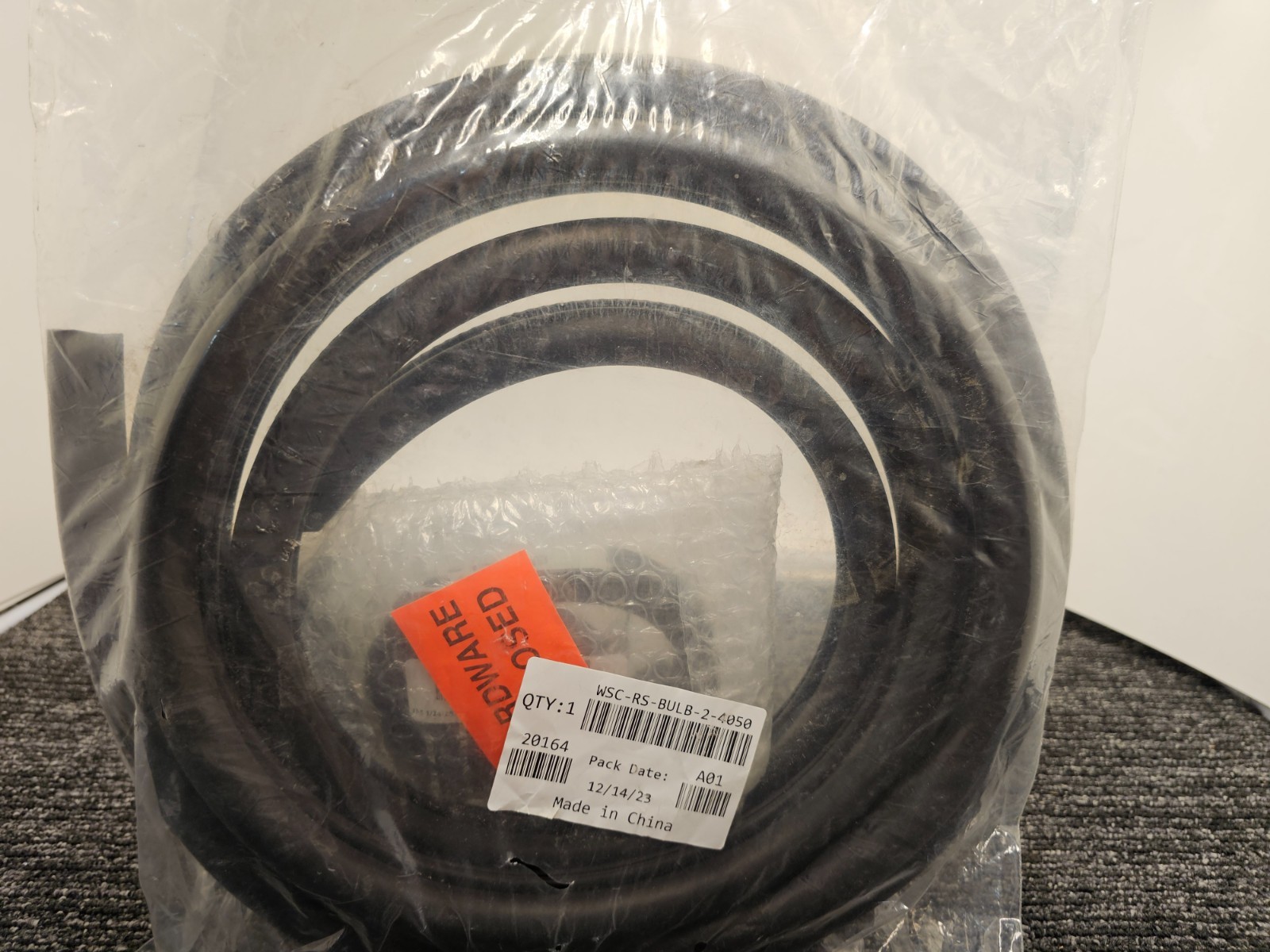 WSC-RS-BULB-2-4050 Aluminum Trim Bulb Seal Black Durable