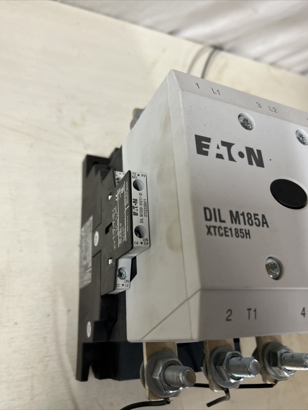 EATON DIL M185A 50-125HP 185A Contactor XTCE185H M225A-XKU-S BLOCK XTCEXTLA225A