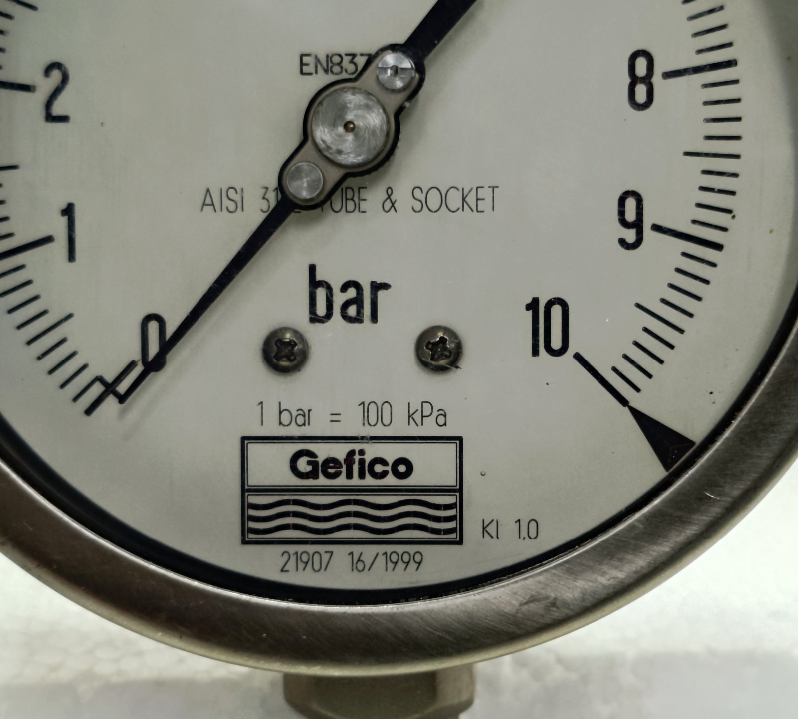 GEFICO PRESSURE GAUGE 21907 0 TO 10 BAR AISI 316 63MM BACK MOUNT 1/4 BSP NEW
