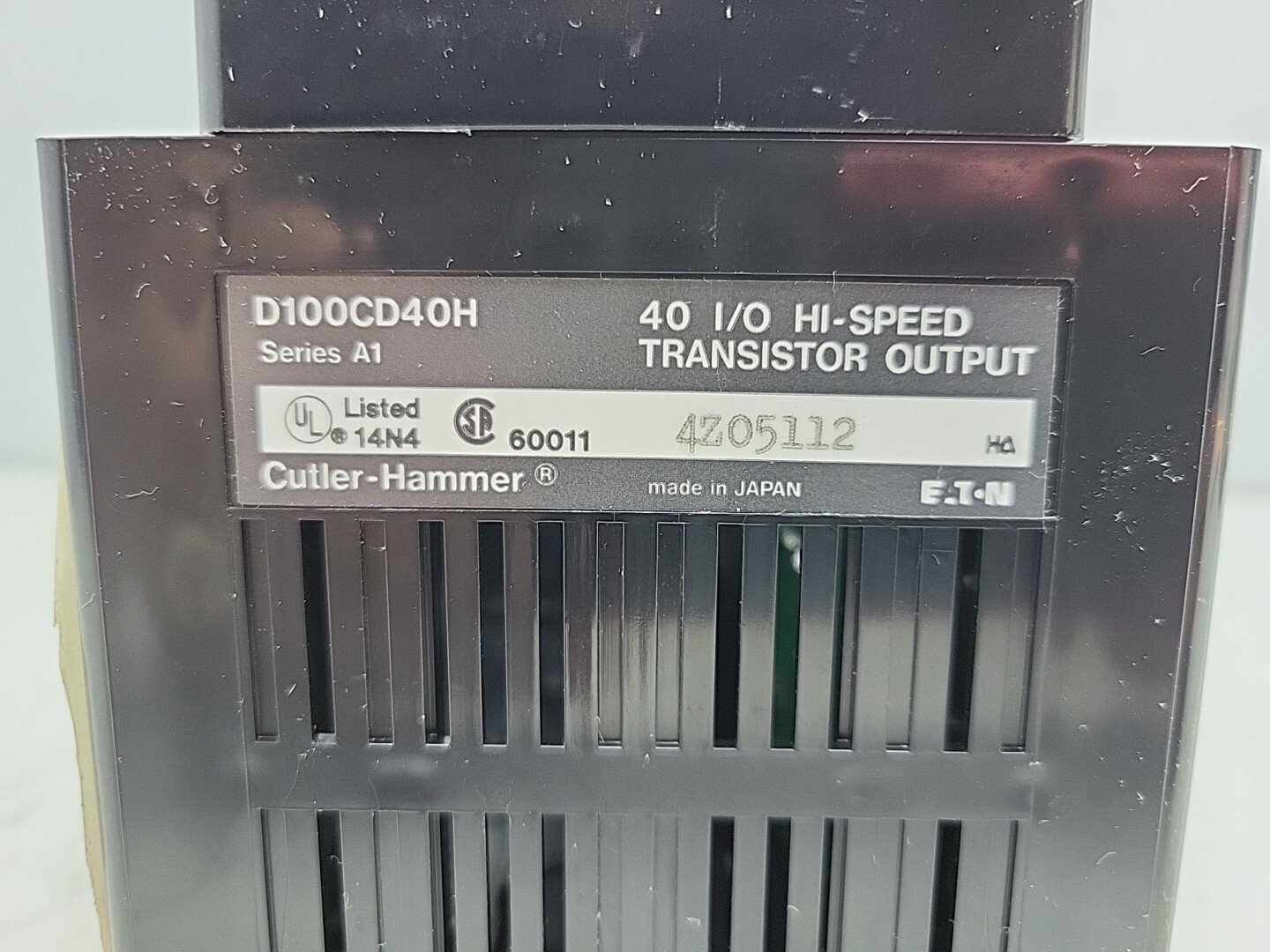Eaton Cutler-Hammer D100CD40H 40 I/O High Speed Controller 24 Inputs 16 Outputs