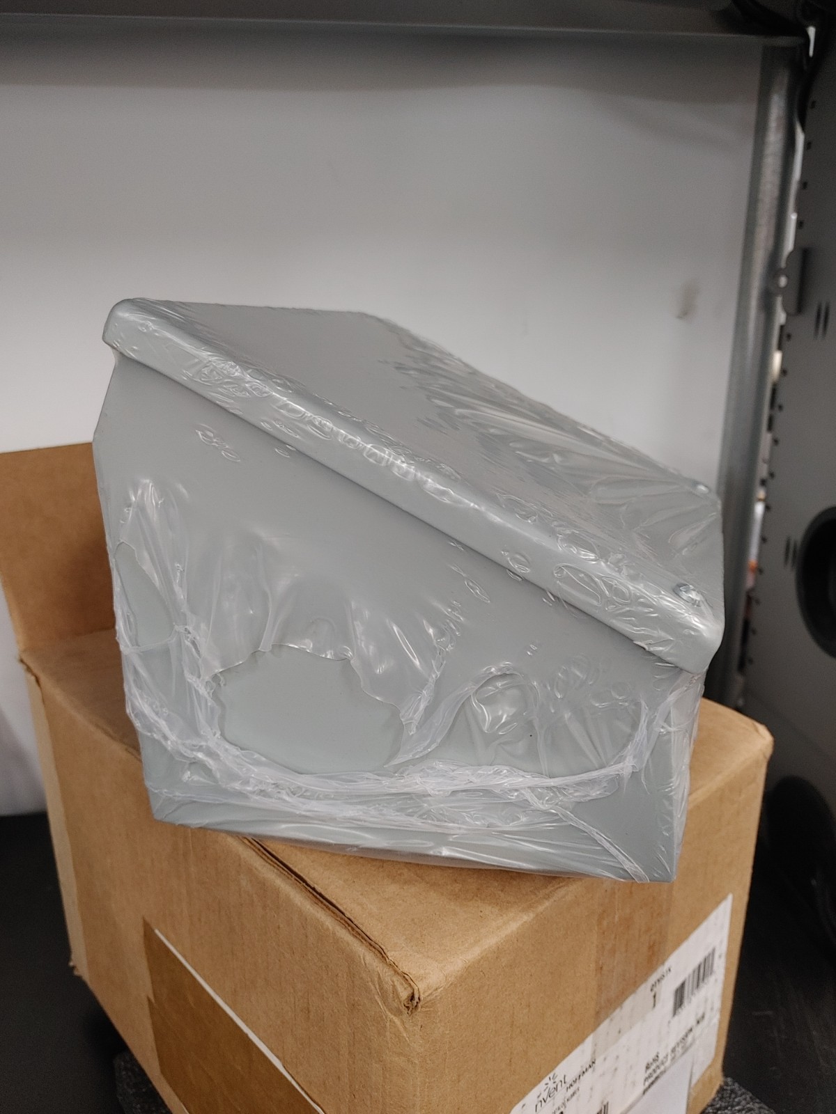 HOFFMAN NVENT C8C8 Mild Steel Type 12 Consolet Enclosure 8.00×8.00×7.09