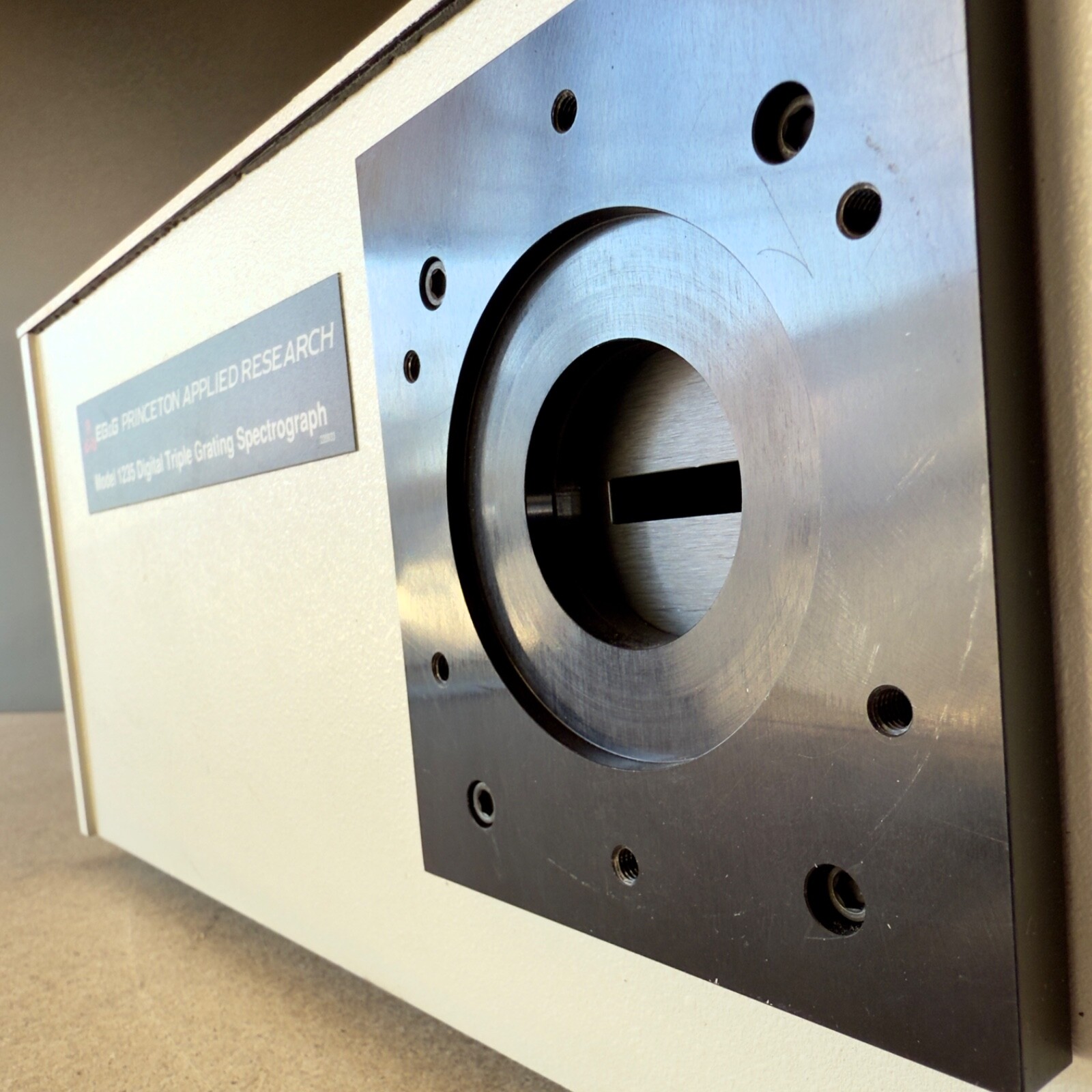 EG&G Princeton Applied Research Model 1235 Digital Triple Grating Spectrograph