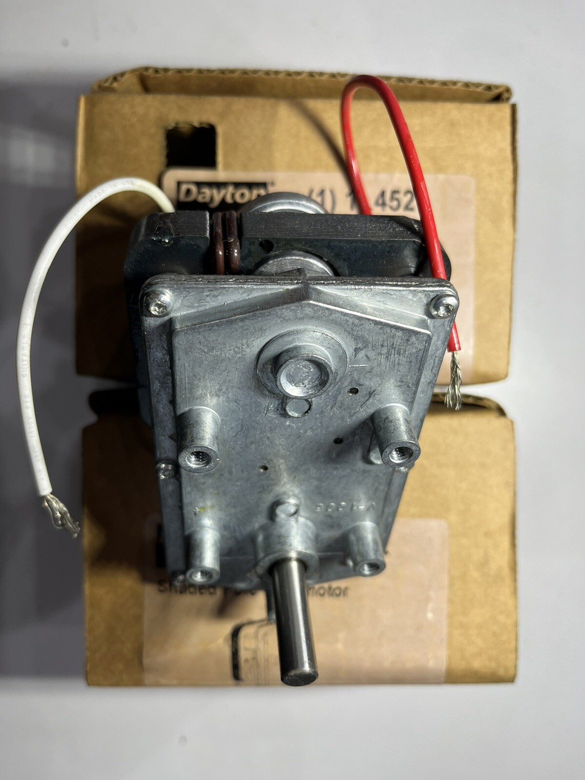 Dayton 1L452 Shaded Pole Gear Motor New Free Shipping