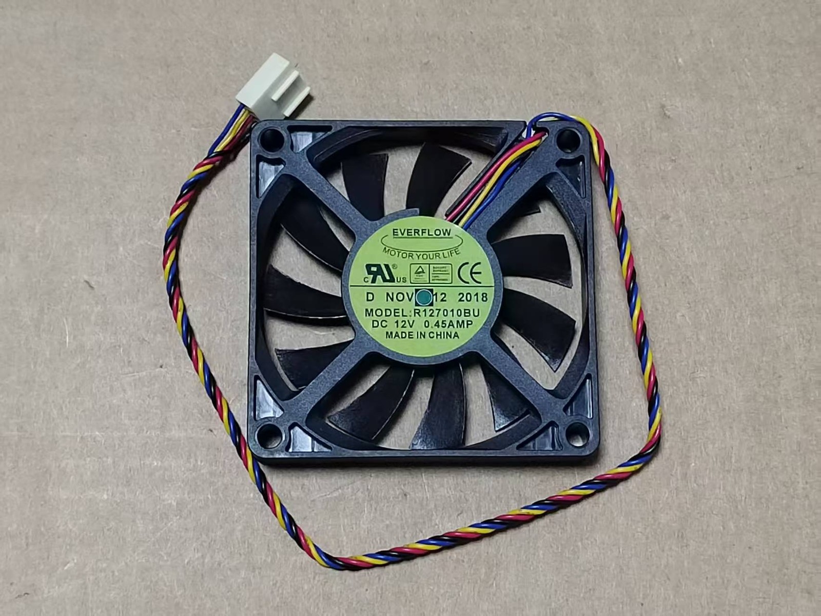 EVERFLOW R127010BU 7010 DC12V 0.45A 7CM 4-Wire PWM Silent Cooling Fan