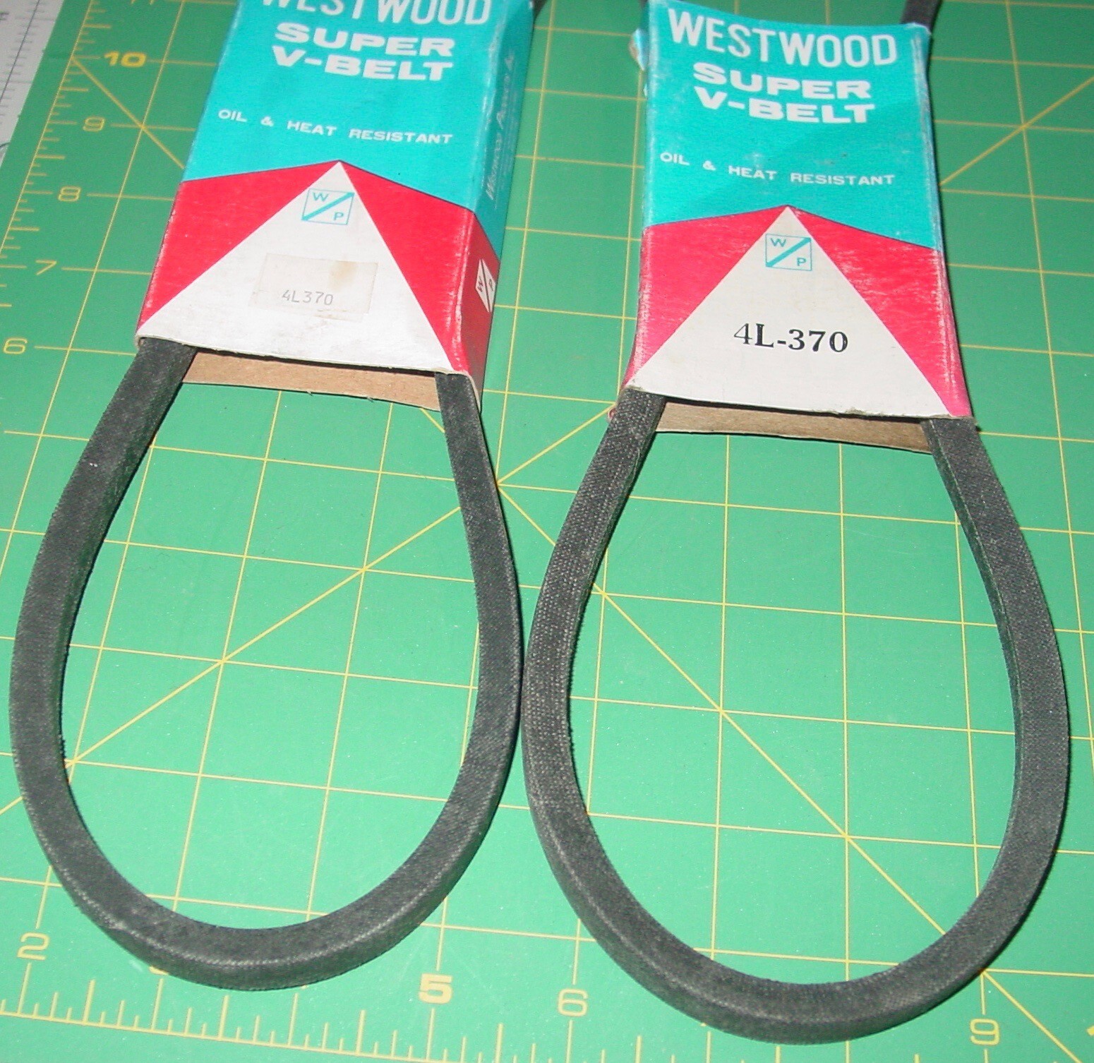LOT OF 2 Westwood 4L-370 SUPER V-BELT HEAVY LOAD EXTREME OIL HEAT NOS USA MADE