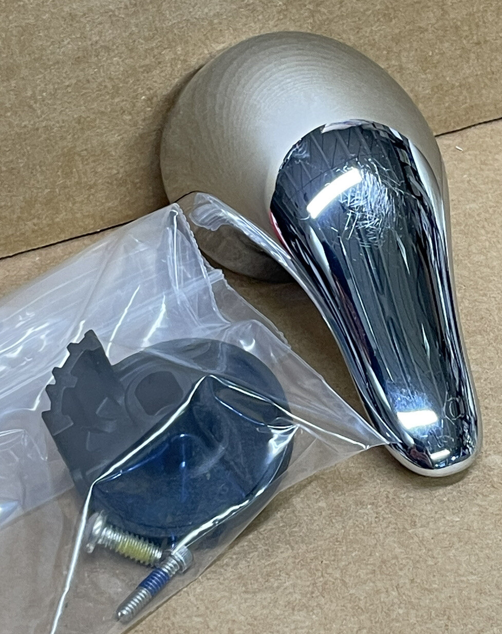 MOEN 100657 Handle Chrome w/Adapter Kit 116653 and Screw Replacement Part