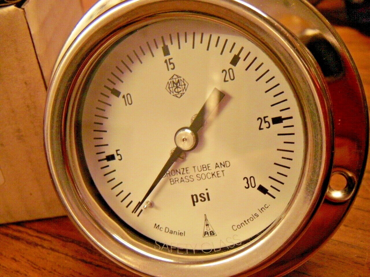 Mcdaniel Controls JBP 2-1/2″ Face Stainless Steel 0-30 PSI Gauge 1/4″ NPT