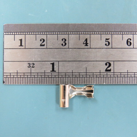 YAZAKI 7115-2020 Qty of 100 per Lot TERMINAL, L-TYPE, 22 GAUGE