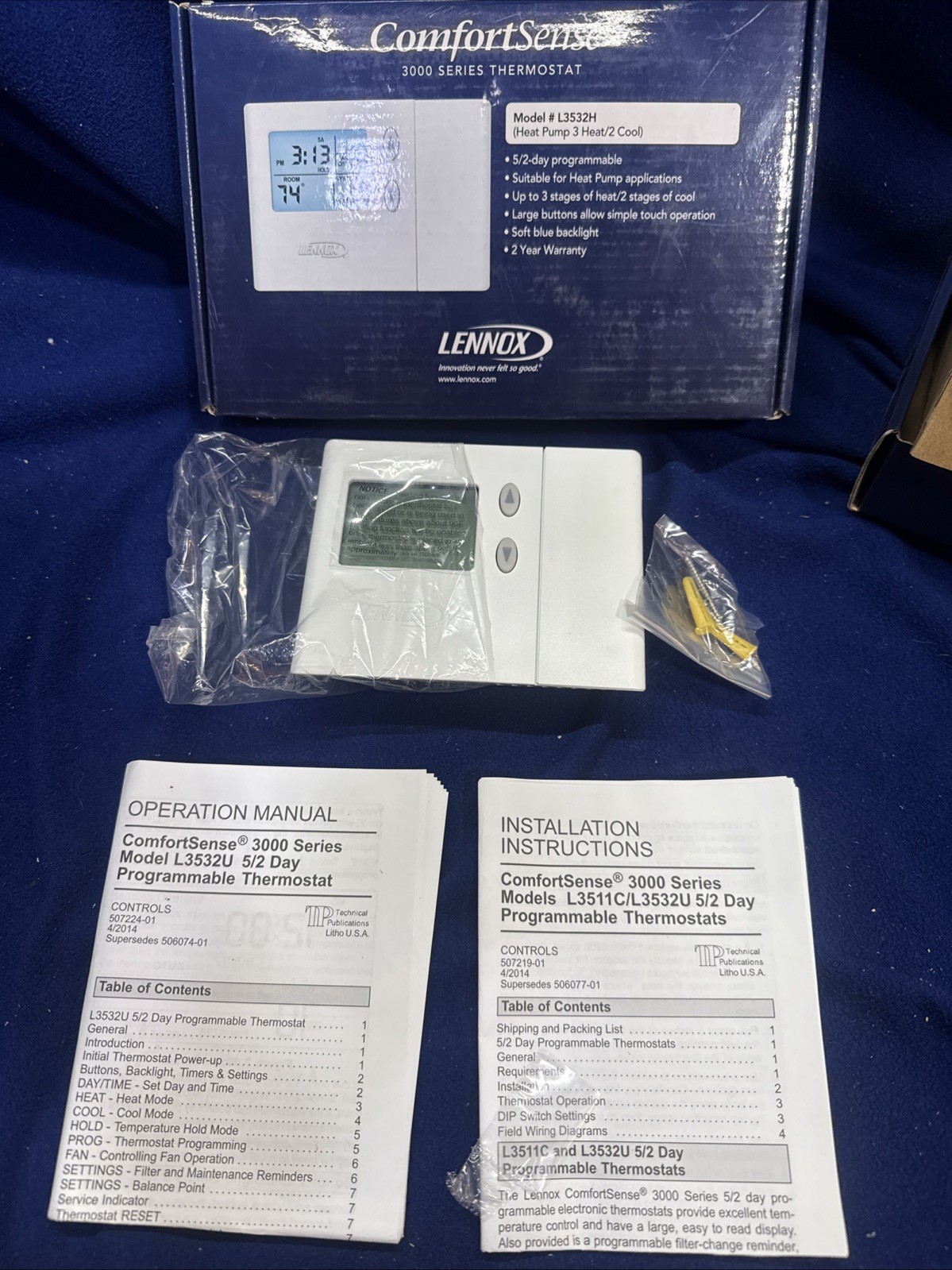 Lennox ComfortSense 3000 L3532H Thermostat 51M37 NEW