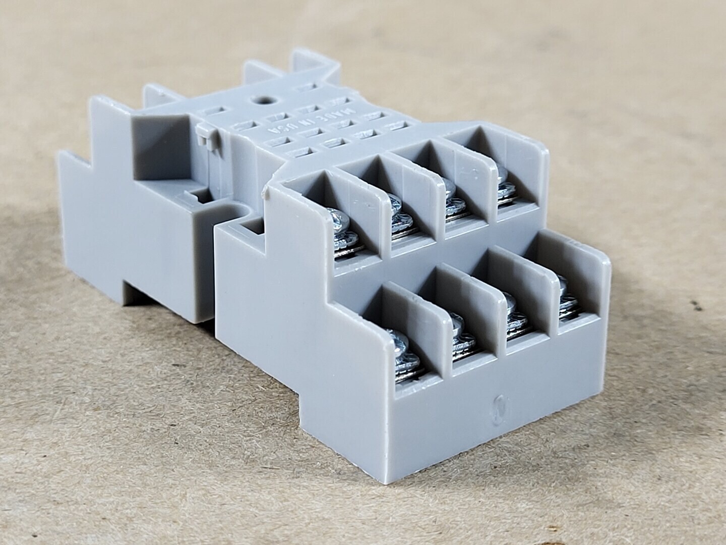 SURPLUS NEW Tyco Electronics 27E894 14-Pin Relay Socket