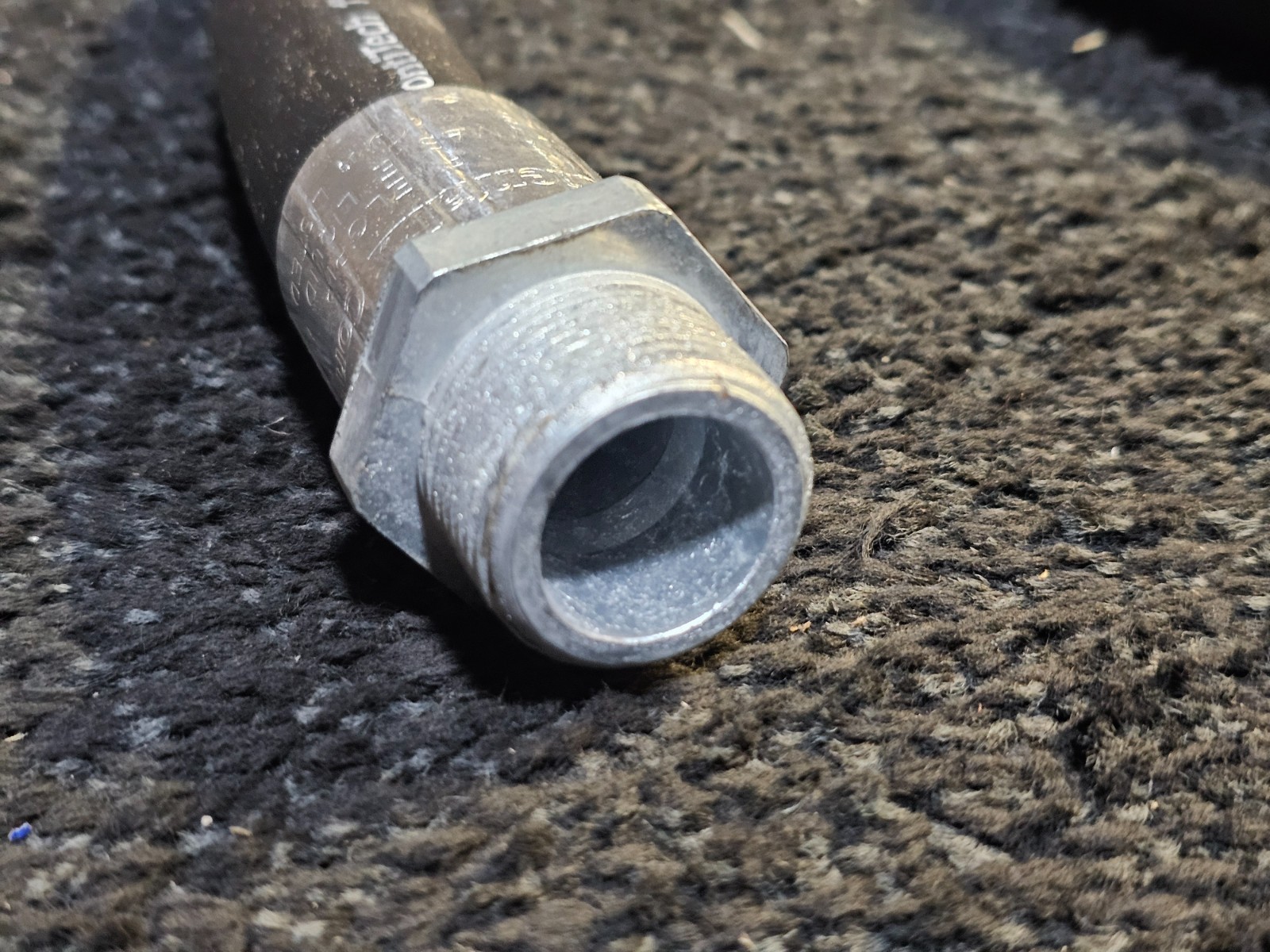 Continental ContiTech 1″ Futura Flexsteel 141″ Length Gasoline Hose w/Fittings
