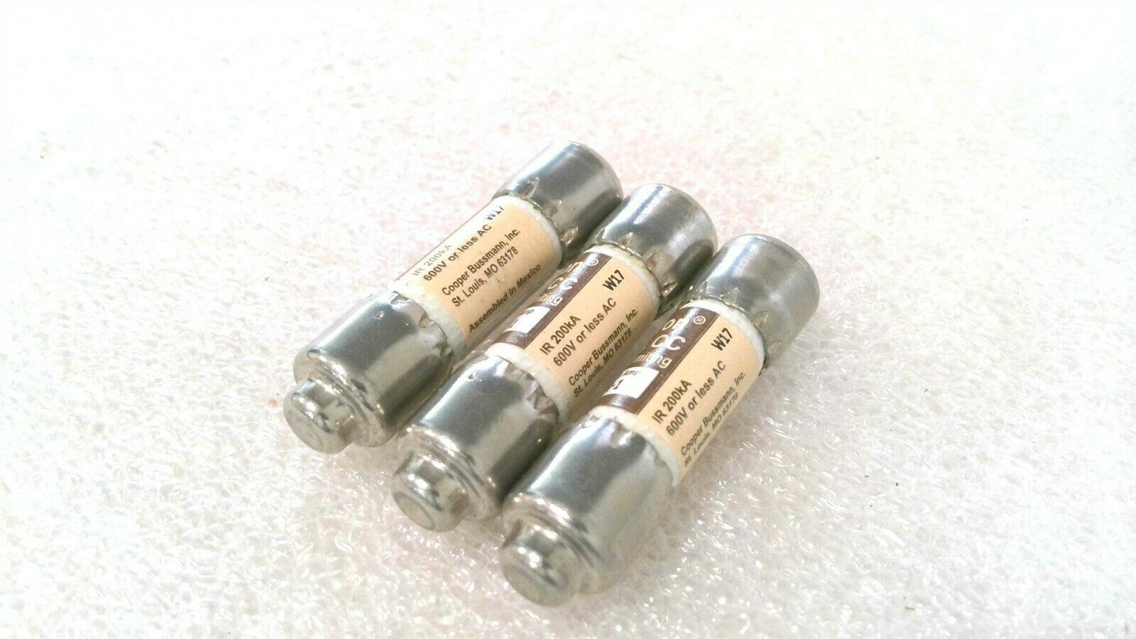 BUSSMAN LIMITRON KTK-R-1 FAST ACTING FUSE, 1 AMP, 600 V AC (LOT OF 2)