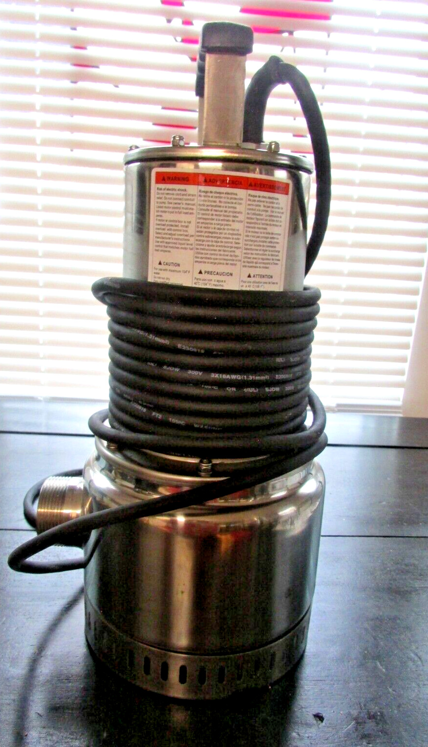 Dayton 11C686 Submersible Dewatering Pump 1/3HP 115V 75A 60Hz