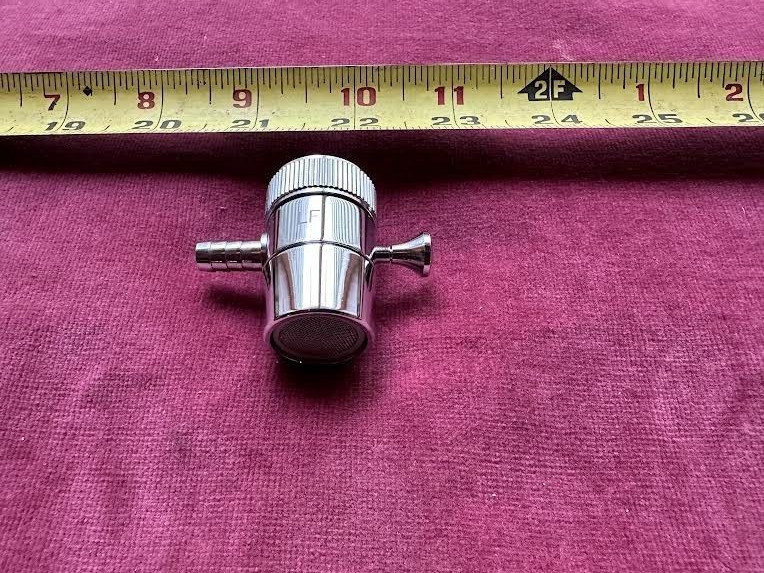 (2782.) Faucet Spout Filter Diverter