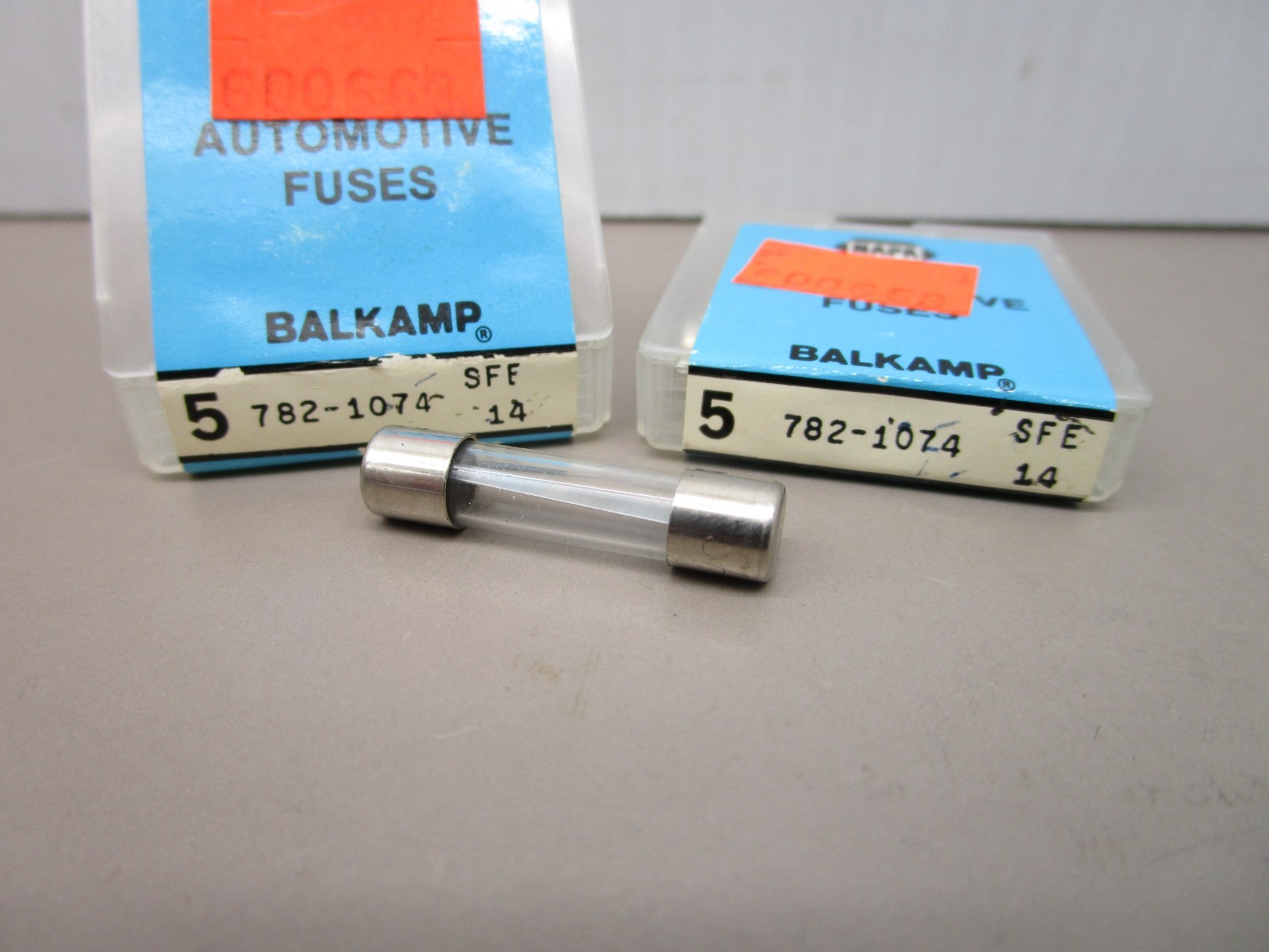x10 Automotive Fuse Barrel Style SFE14 Fast Acting Glass 14 Amp Rating