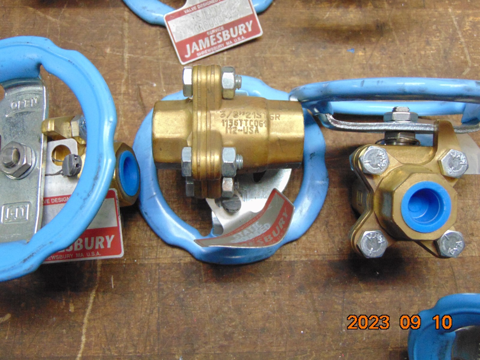 Jamesbury 3/8″ 21STGR1136TTC061 Ball Valve 3/8 inch NPTF Threaded Brass Grounded