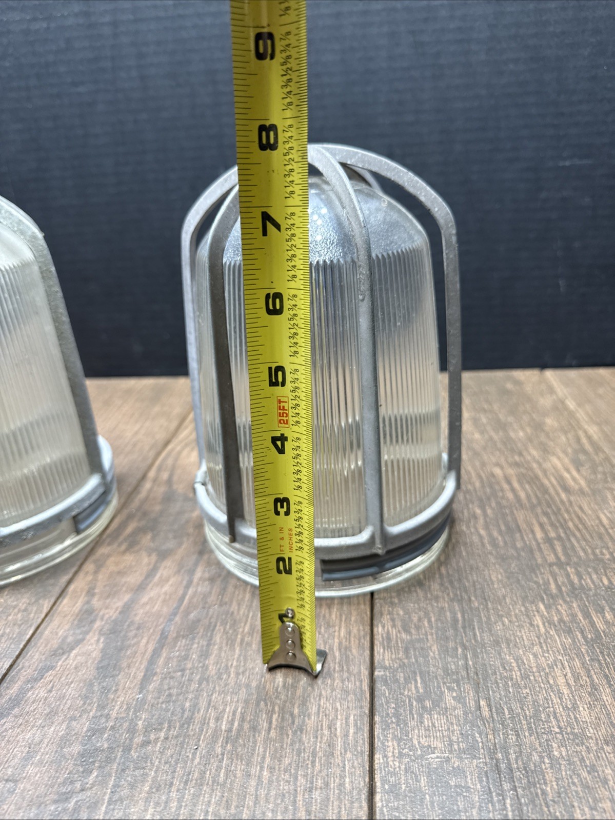 UNBRANDED INDUSTRIAL EXPLOSION PROOF CAGED RIBBED GLOBE LIGHTS Lot Of 2