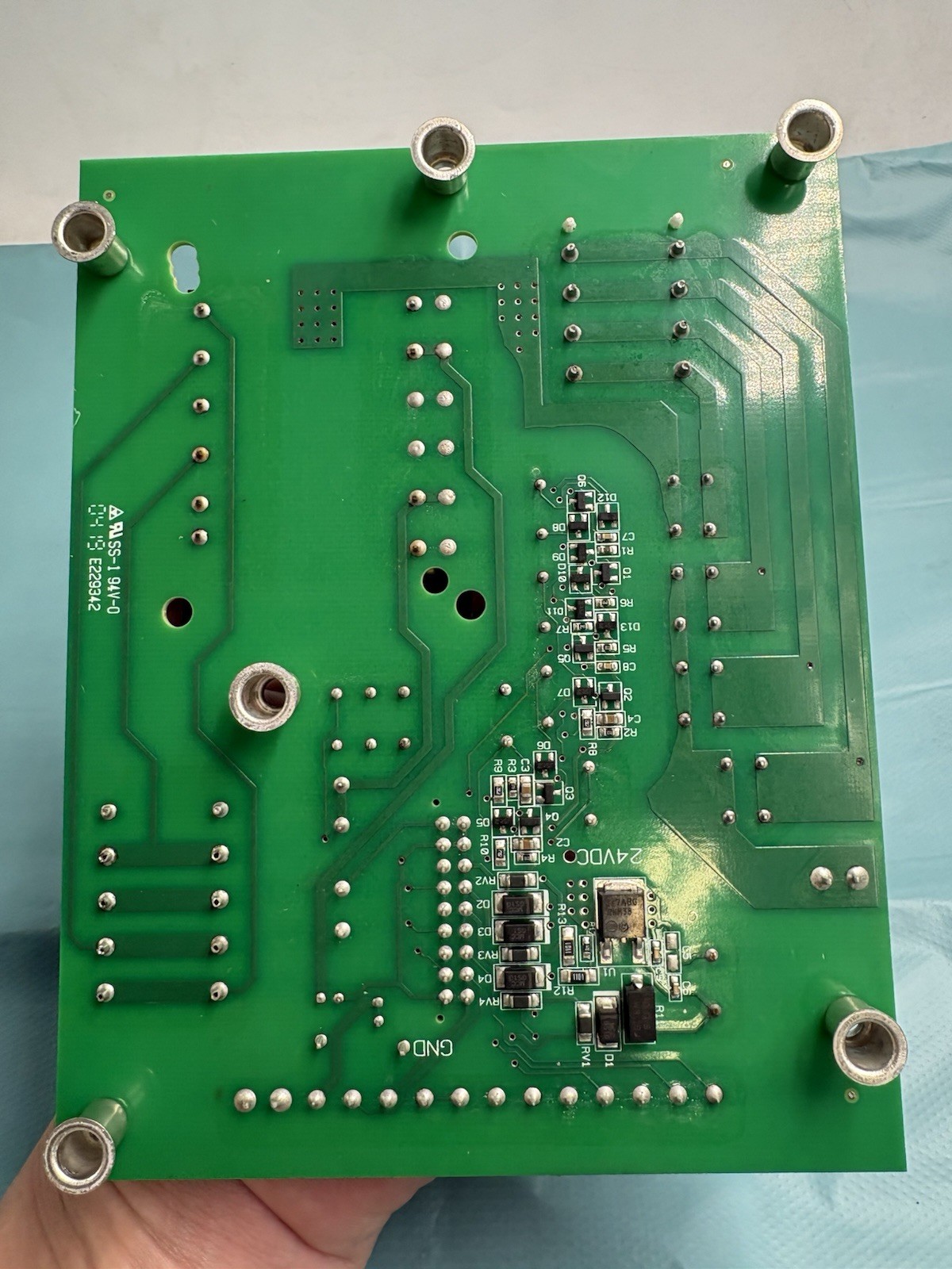 NEW Johnson Controls PC-01-0134 Control Board, Fan Relay 24-10902-0 R1
